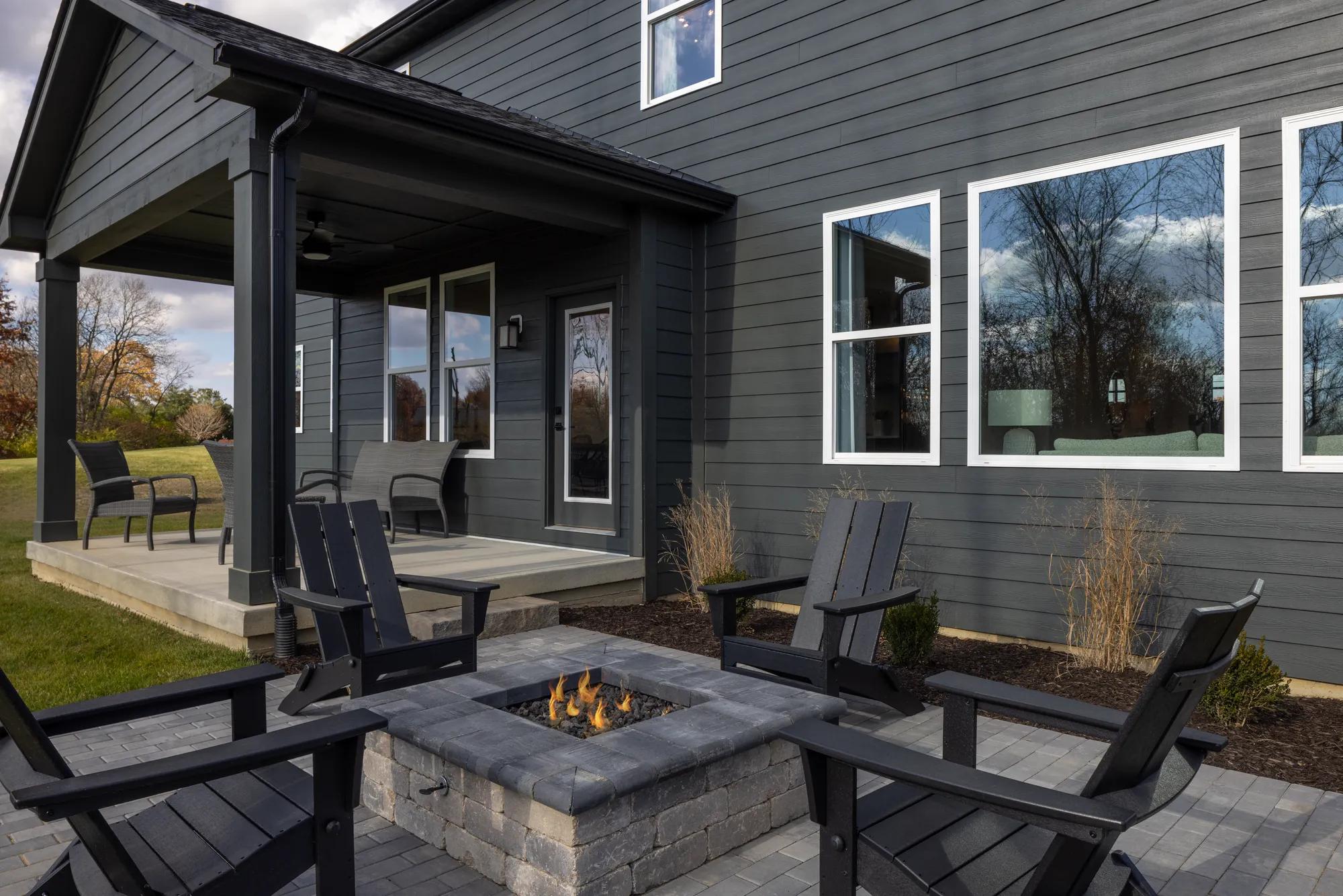 outdoor patio with firepit
