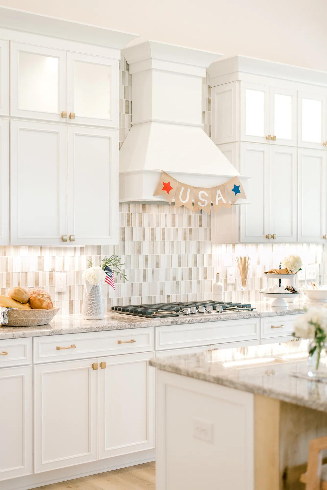 a beautiful kitchen decorated for the 4th of July