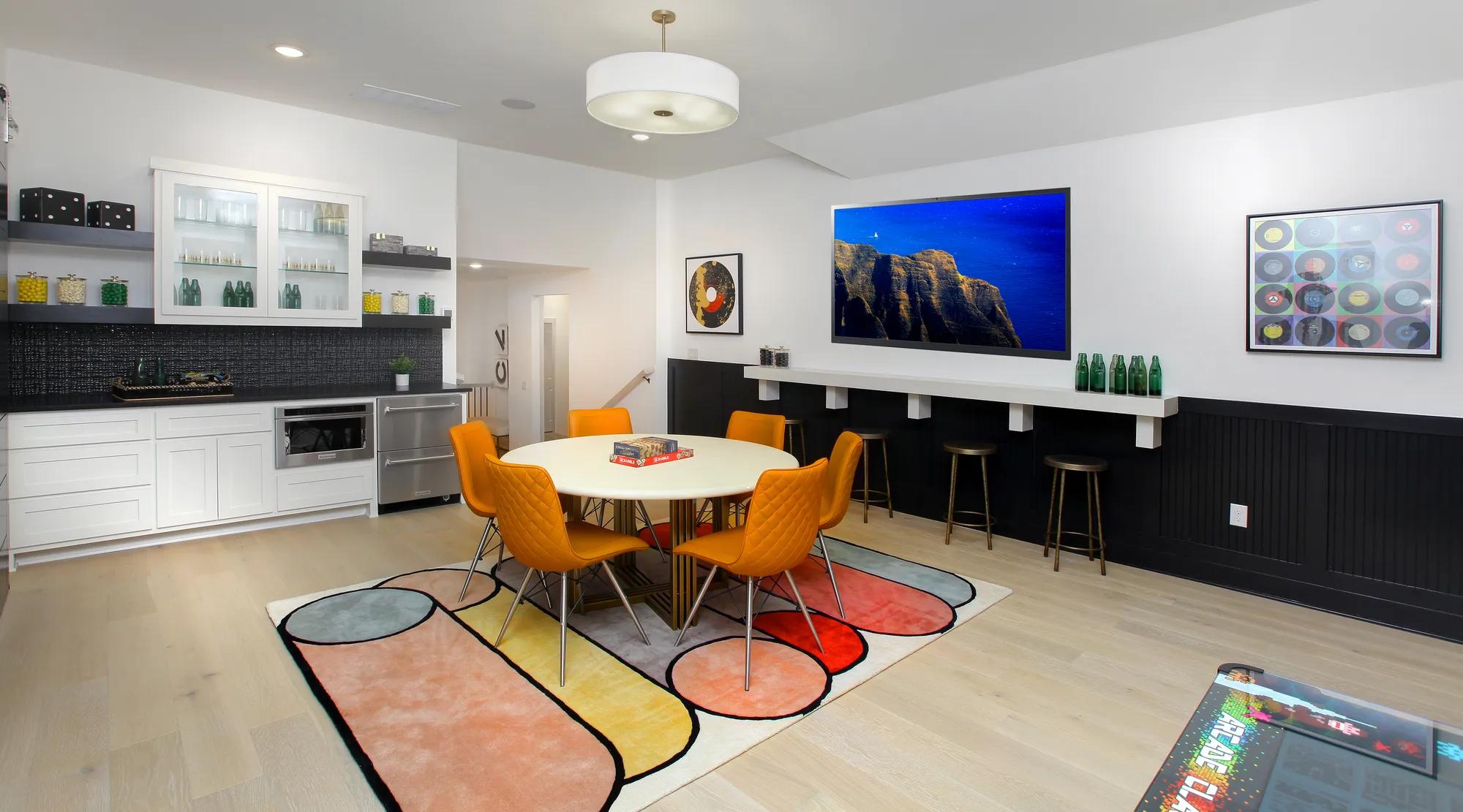 gameroom with card table