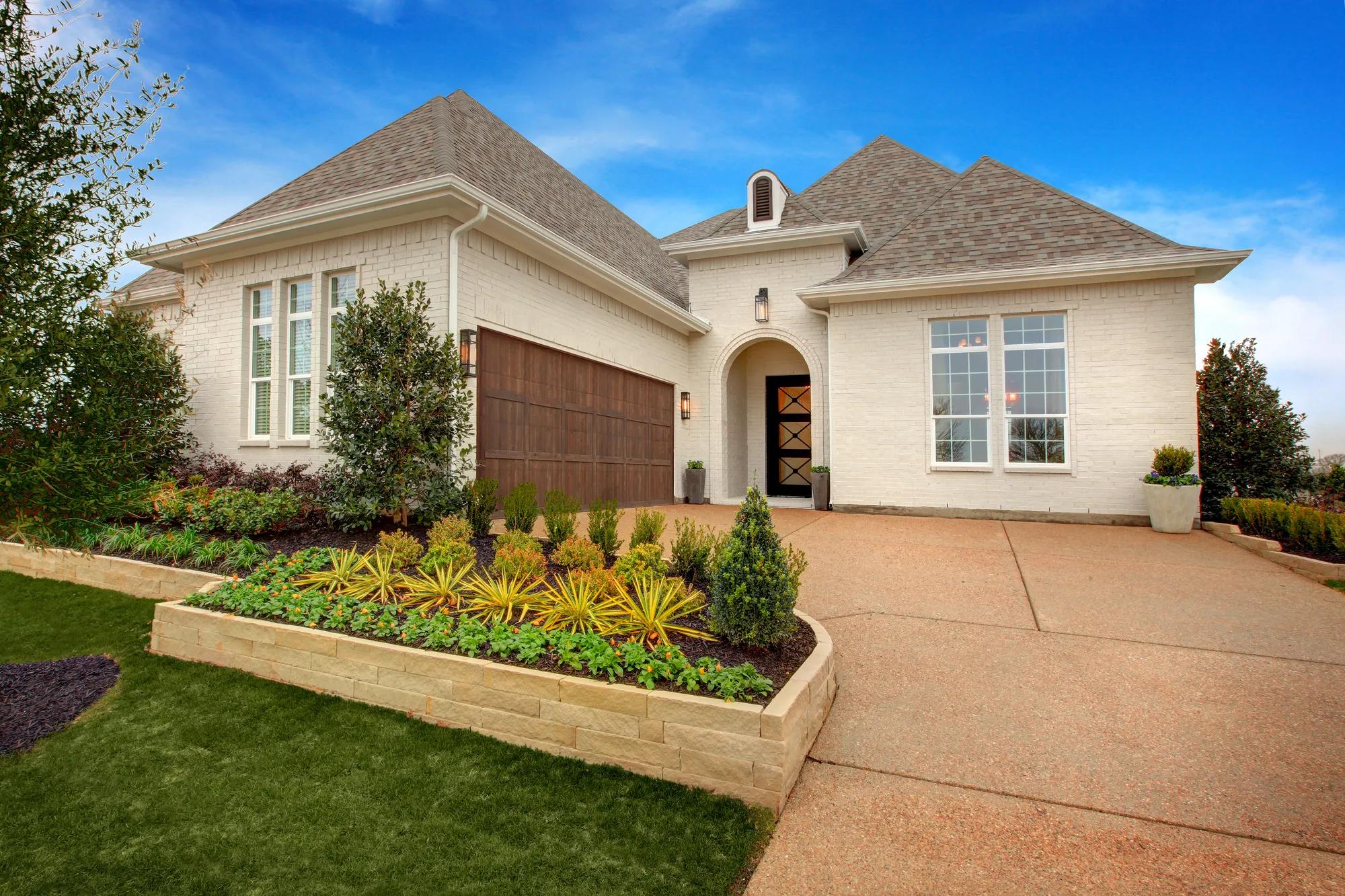 Premier Custom Home Floor Plans in Dallas | The Kentshire, image size:2000x1333