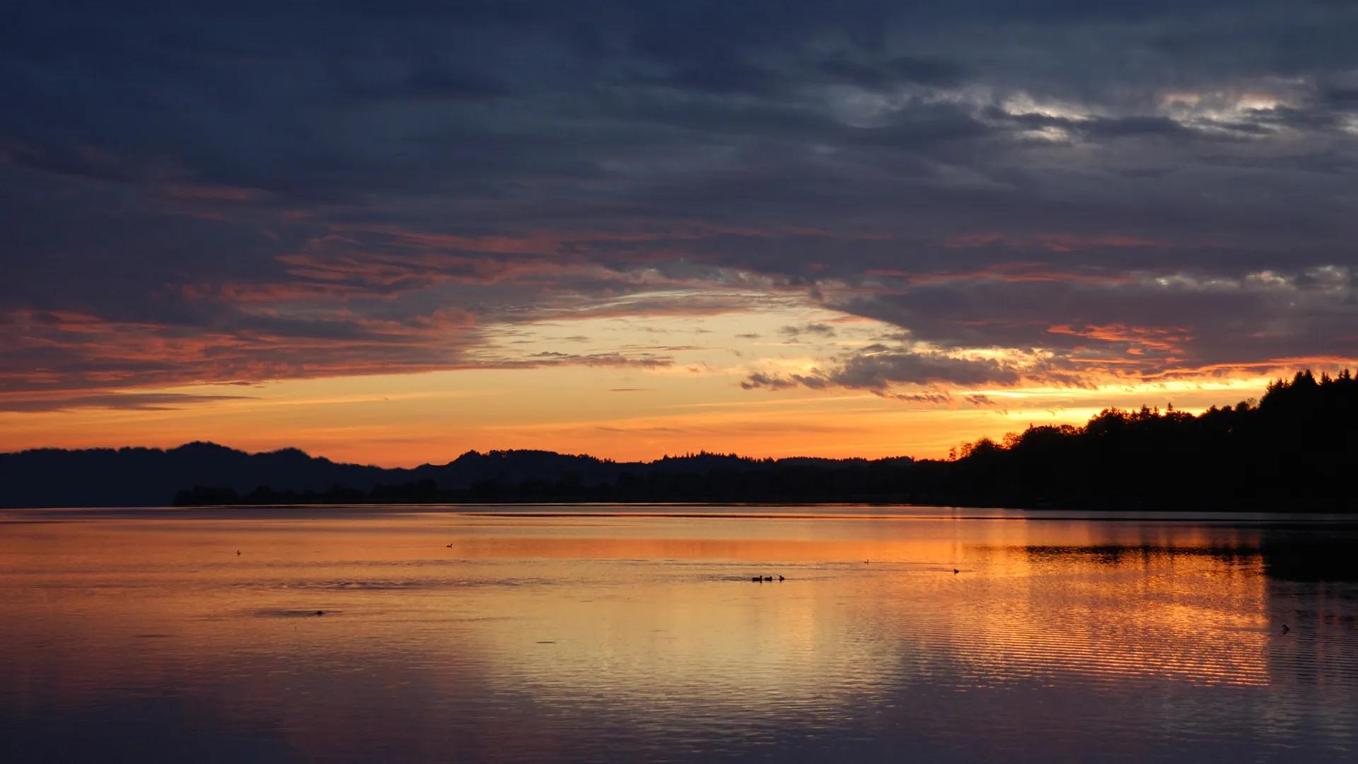 lake at sunset landscape