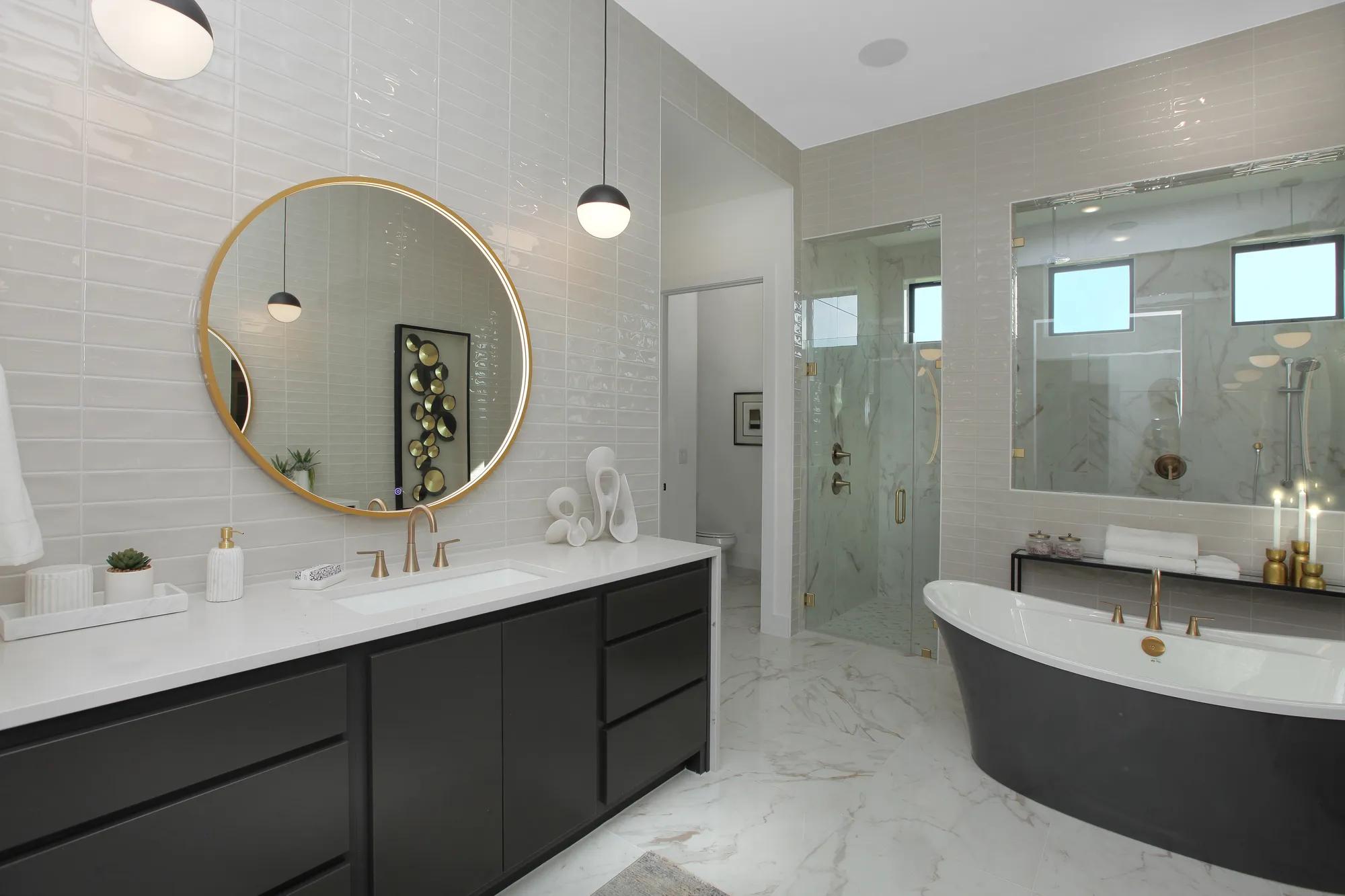 McKennan Suite Bath