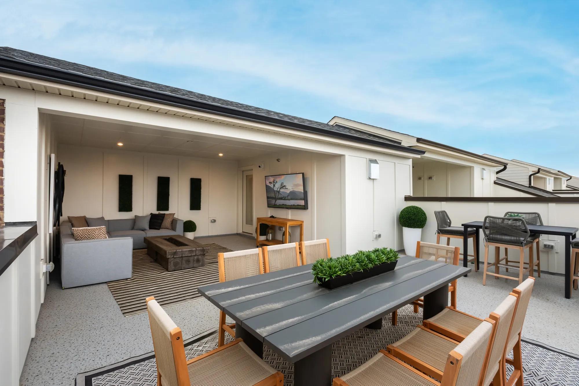 New Townhome-style Condo Floor Plan in Washington DC | The Skye