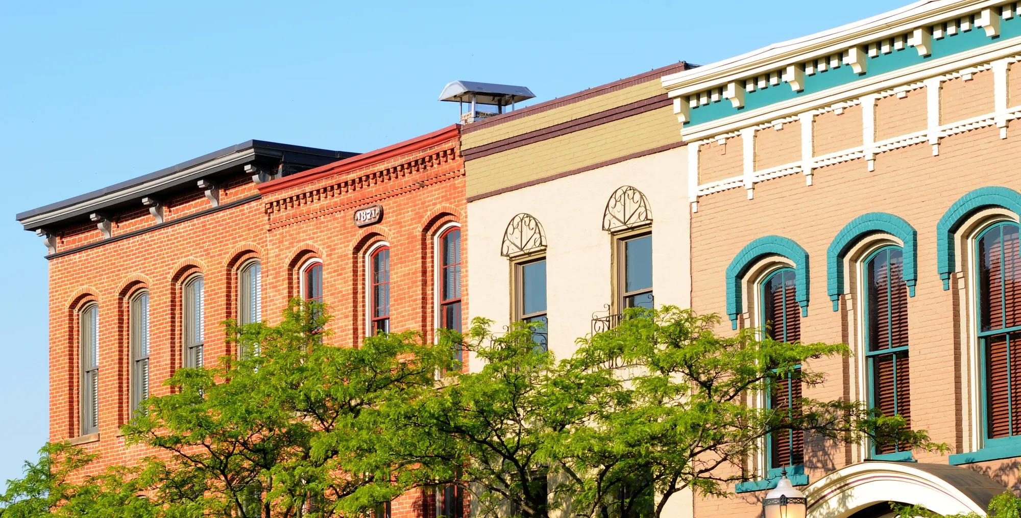Historic facades on South Court Street in Medina, Ohio