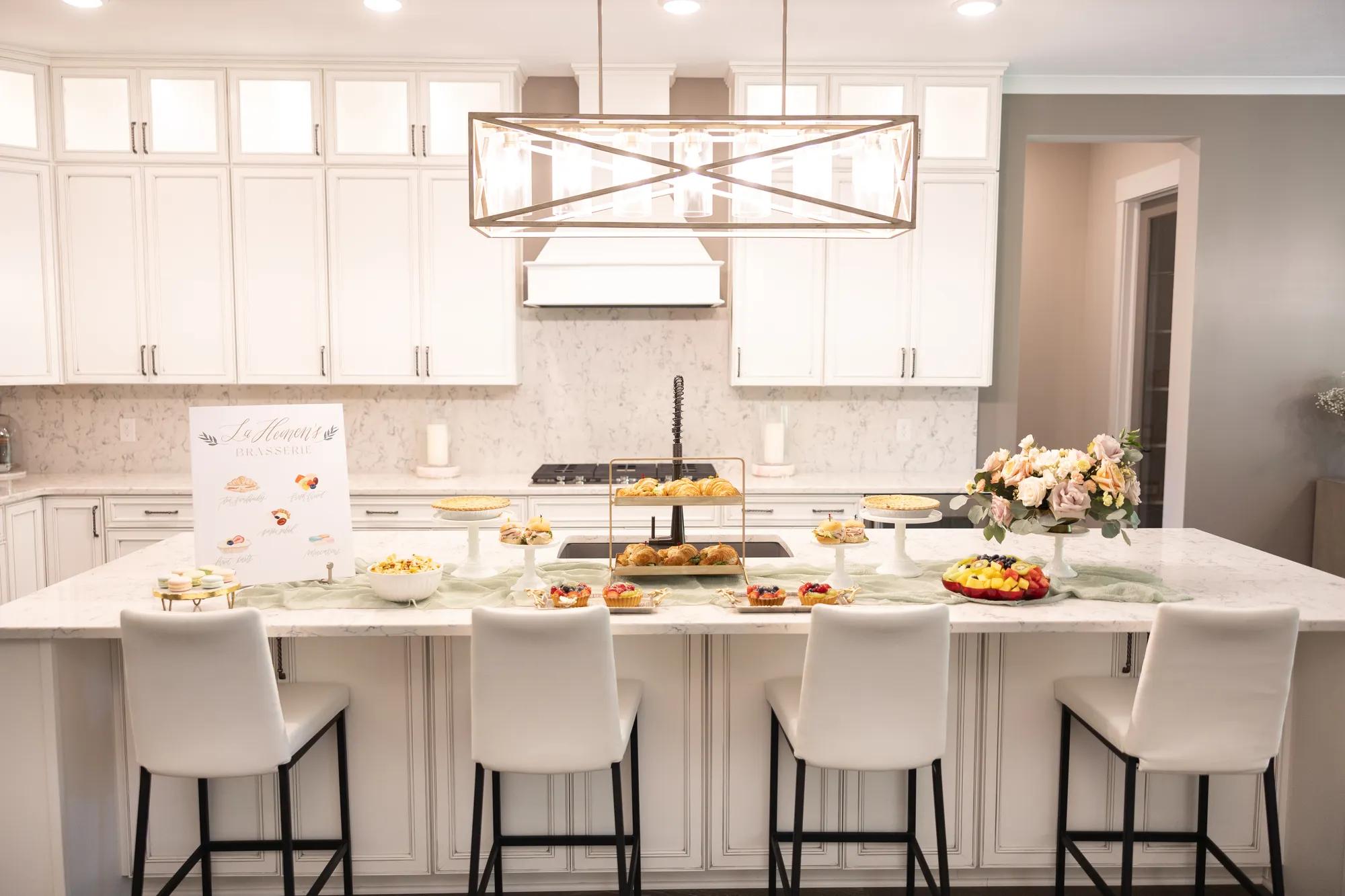 A beautifully decorated place setting in a New Drees Home